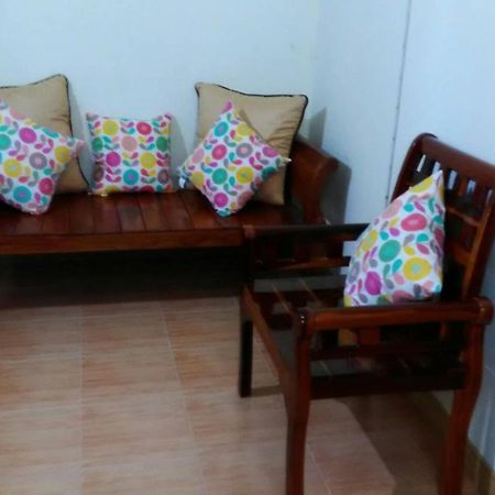 Ban Sulada Guest House Laem Ngop Bagian luar foto