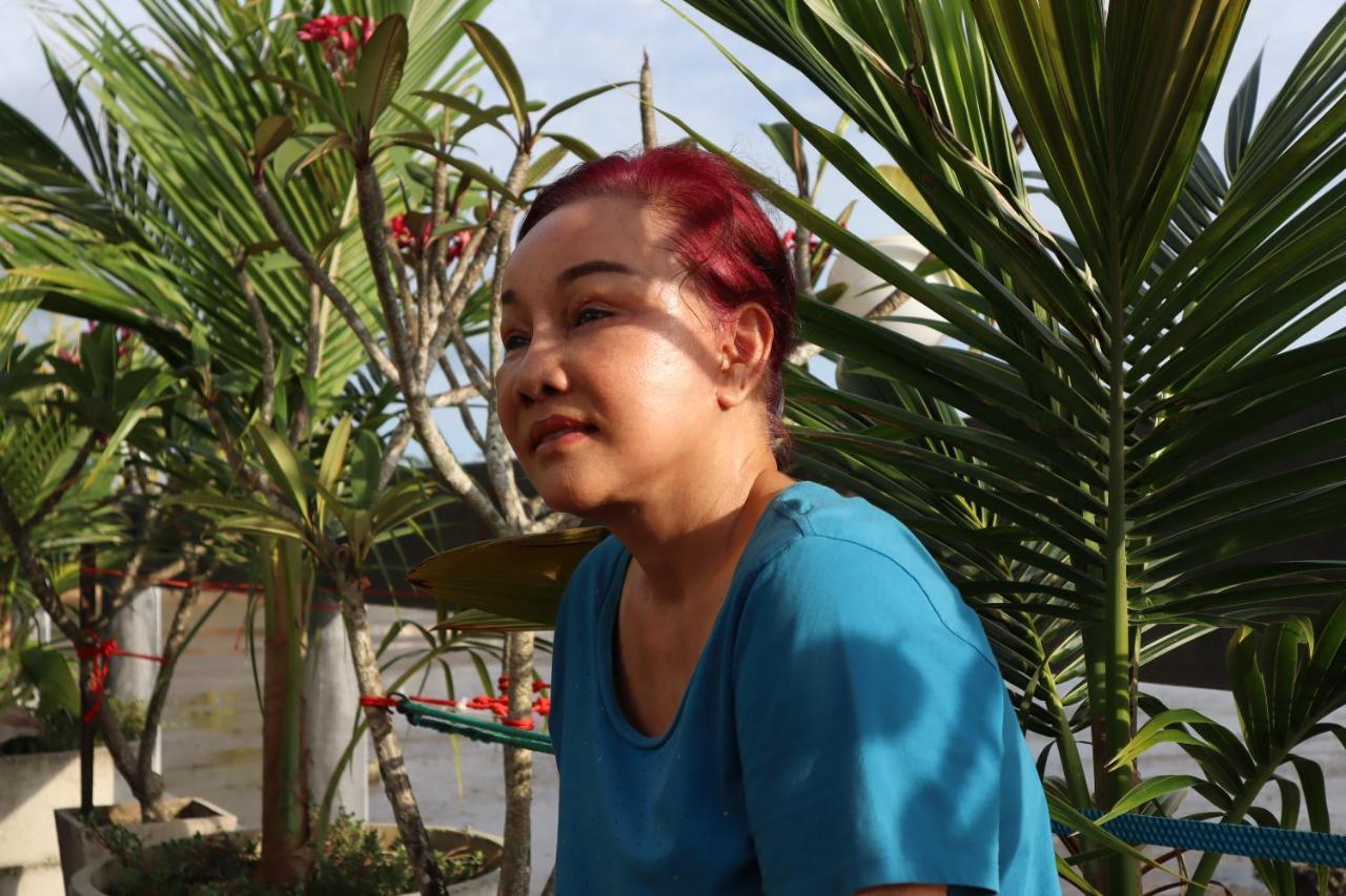 Ban Sulada Guest House Laem Ngop Bagian luar foto