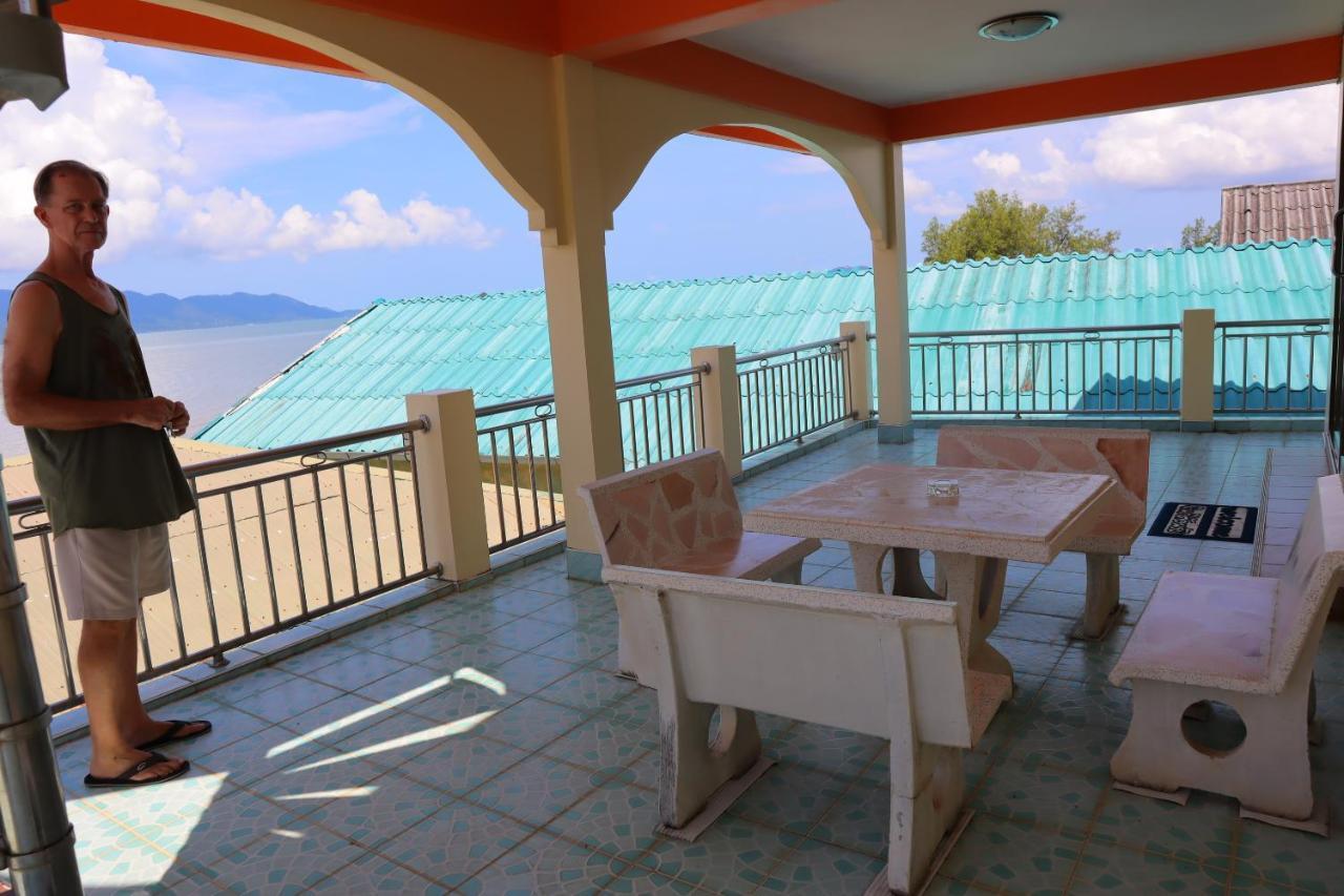 Ban Sulada Guest House Laem Ngop Bagian luar foto