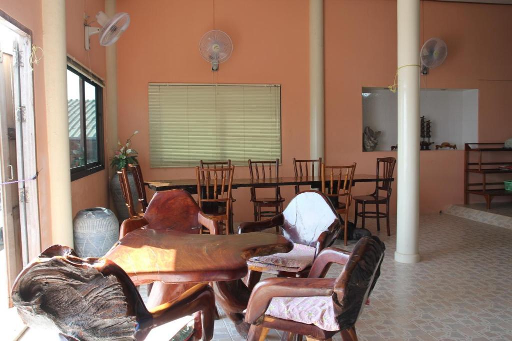 Ban Sulada Guest House Laem Ngop Bagian luar foto