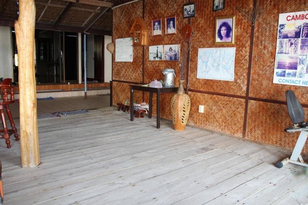 Ban Sulada Guest House Laem Ngop Bagian luar foto